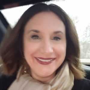 Meet your Posher, Lori